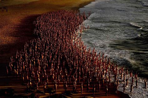 nqked women|The Naked World of Spencer Tunick